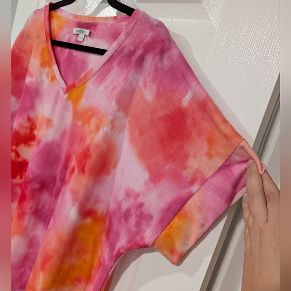 Chico's Pink and Orange Tie-Dye V-Neck Short Sleeve Shirt in Size 3 (XL) - Picture 5 of 7